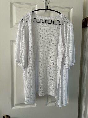 Susan Graver White Eyelet Open-Front Top